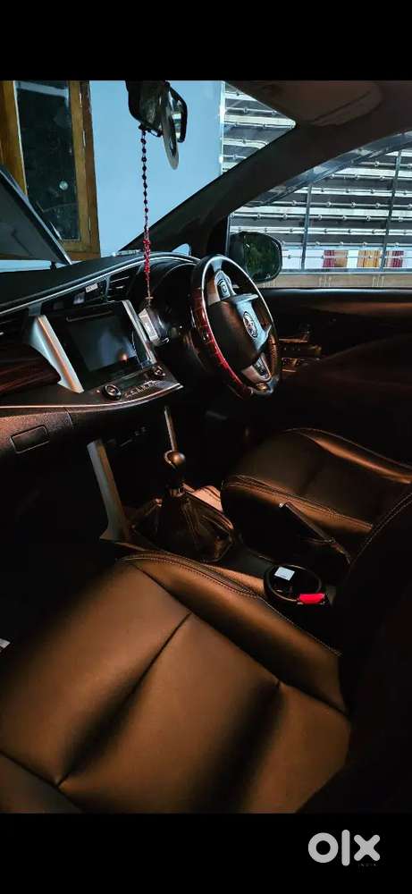 Toyota Innova Crysta 2017 V Diesel 115000 Km Driven