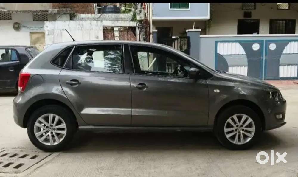 Volkswagen Polo 2013 Diesel 77000 Km Driven