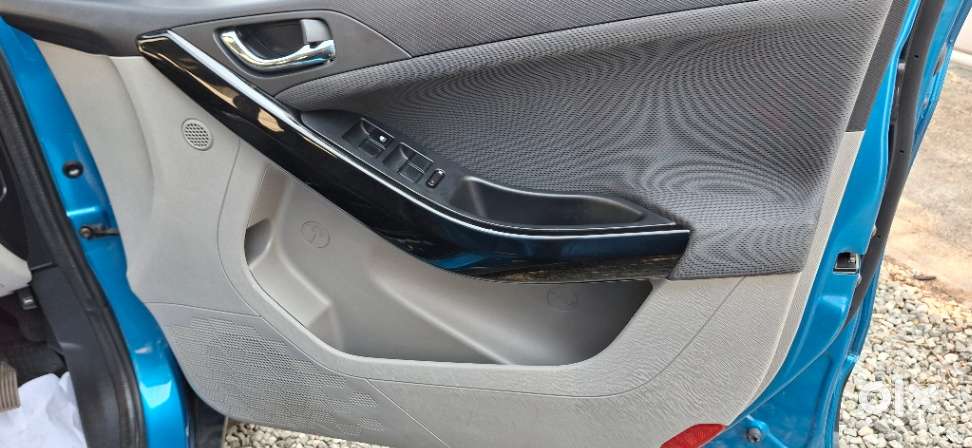 Tata Nexon Amt Xza Plus, 2019, Petrol