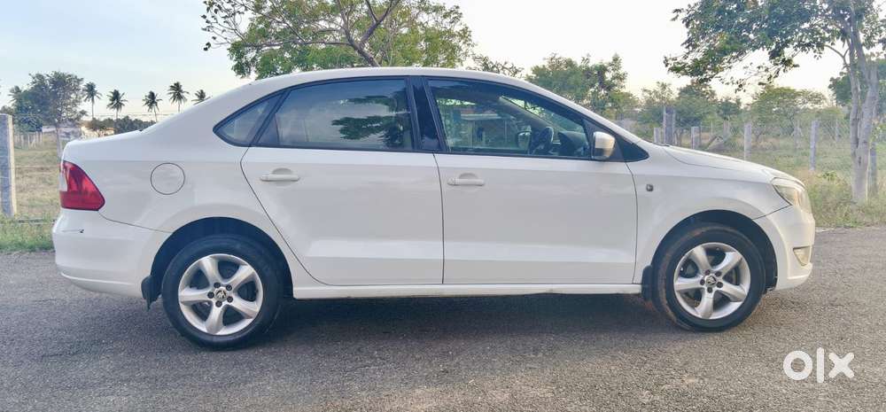 Skoda Rapid 1.5 Tdi Cr Elegance Plus, 2014, Diesel