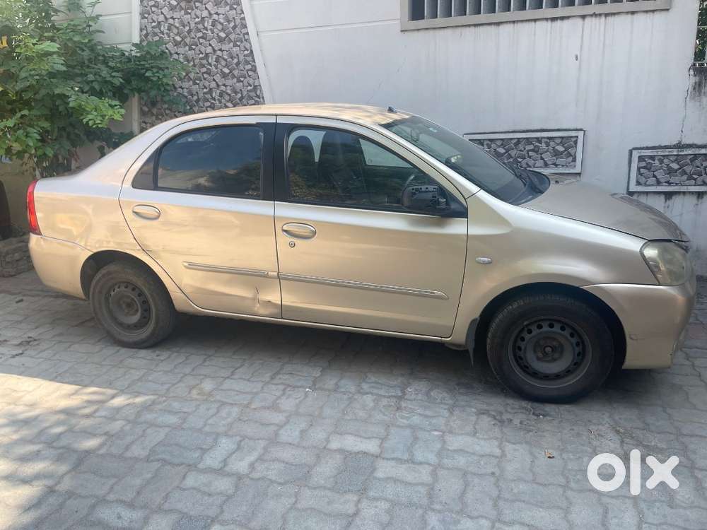 Toyota Etios 2011 Petrol 125000 Km Driven