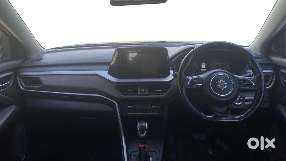 Maruti Suzuki Brezza 1.5 Zxi At Smart Hybrid, 2023, Petrol