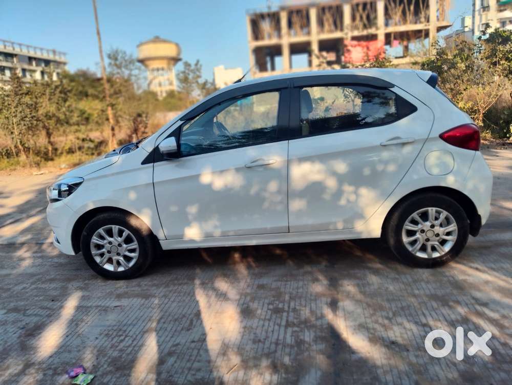 Tata Tiago 1.2 Revotron Xza, 2018, Petrol