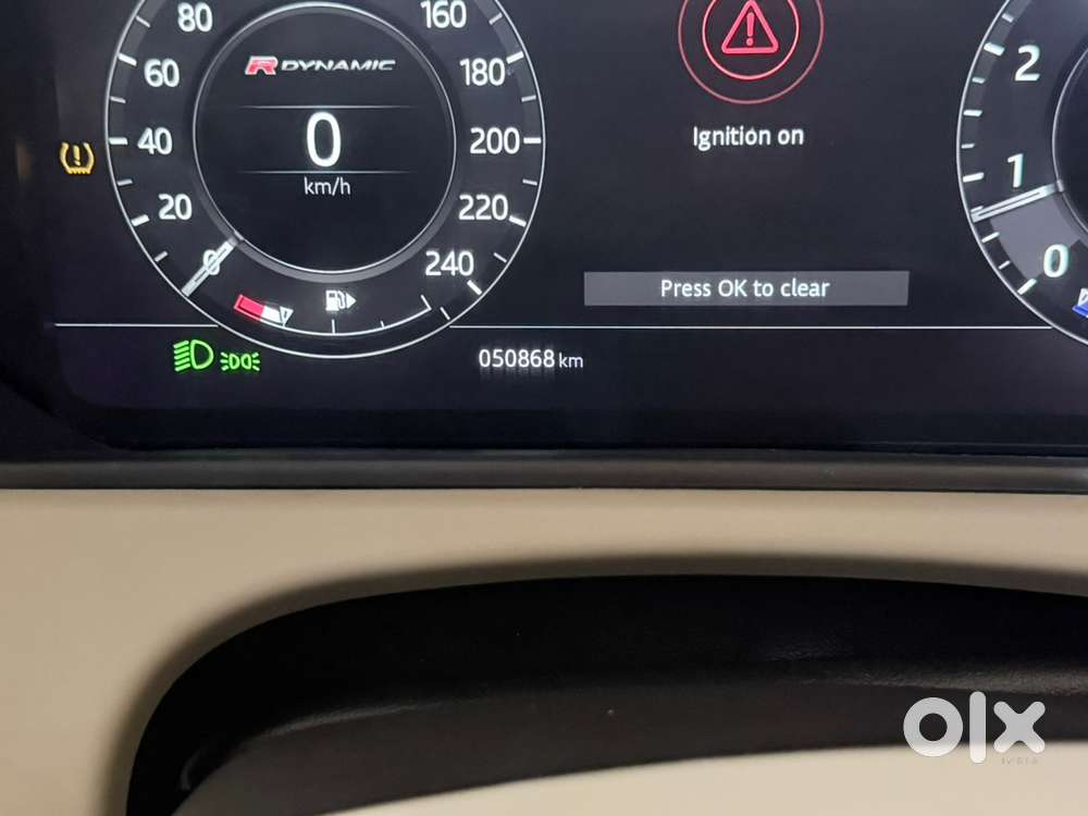 Land Rover Range Rover Velar 2020/2022 Petrol 50000 Km Driven