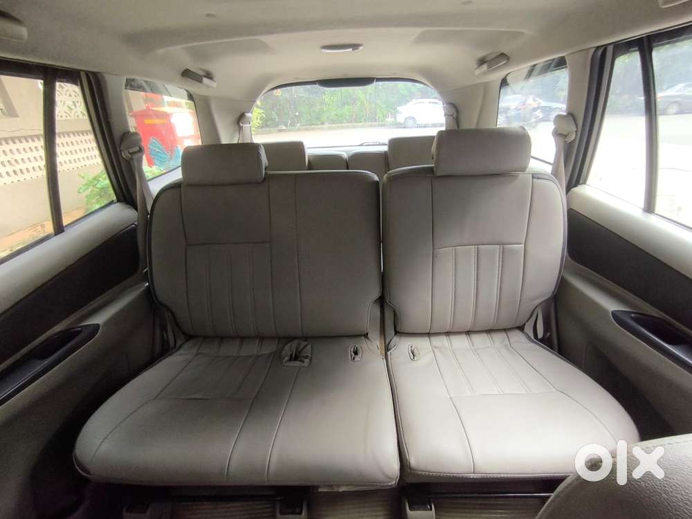 Toyota Innova 2.5 G (diesel) 8 Seater, 2009, Diesel