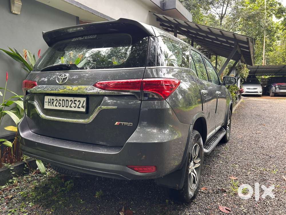 Toyota Fortuner  2017