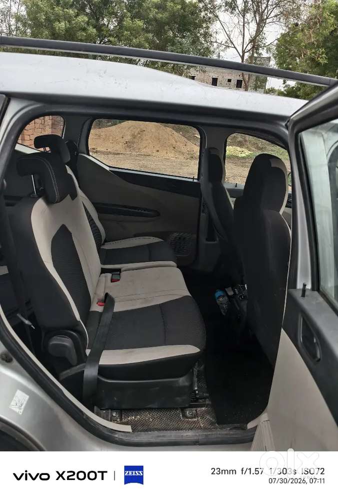 Renault Triber 1.0 Rxt 2023 Model
