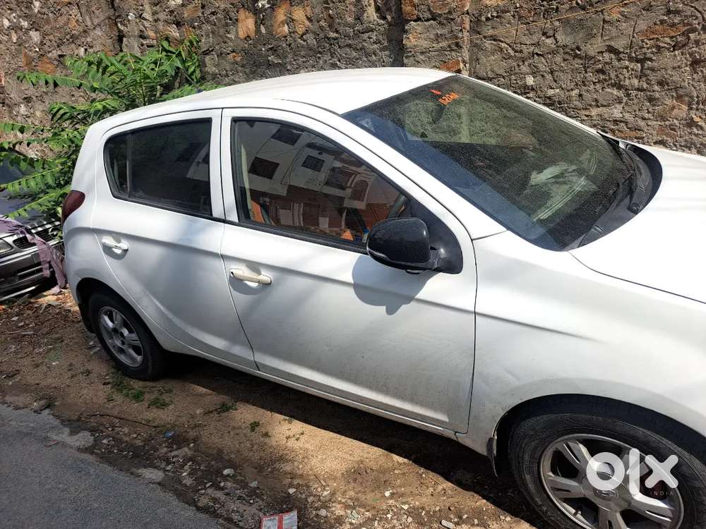 Hyundai I20 2011 Diesel 128000 Km Driven