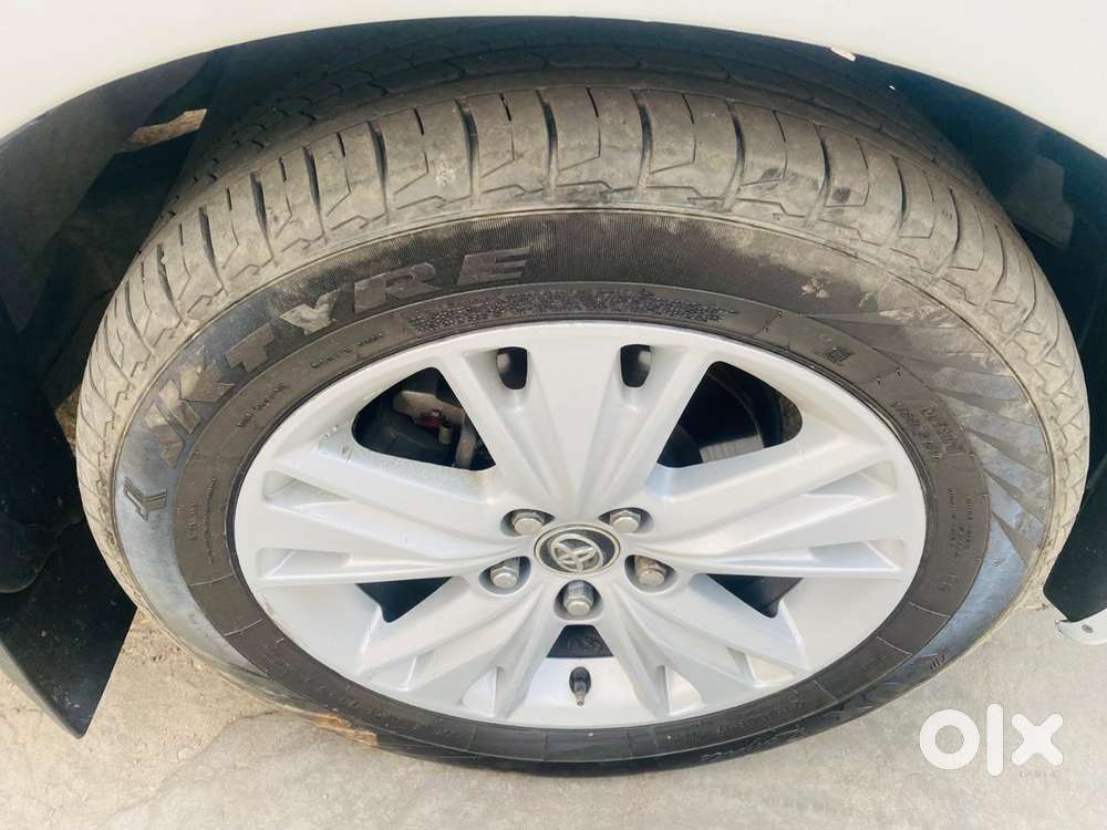 Toyota Innova Crysta 2.5z, 2016, Diesel