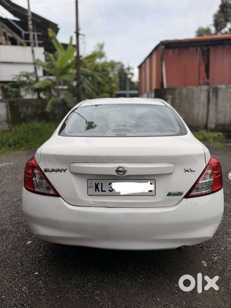 Nissan Sunny Xl Cvt, 2015, Petrol
