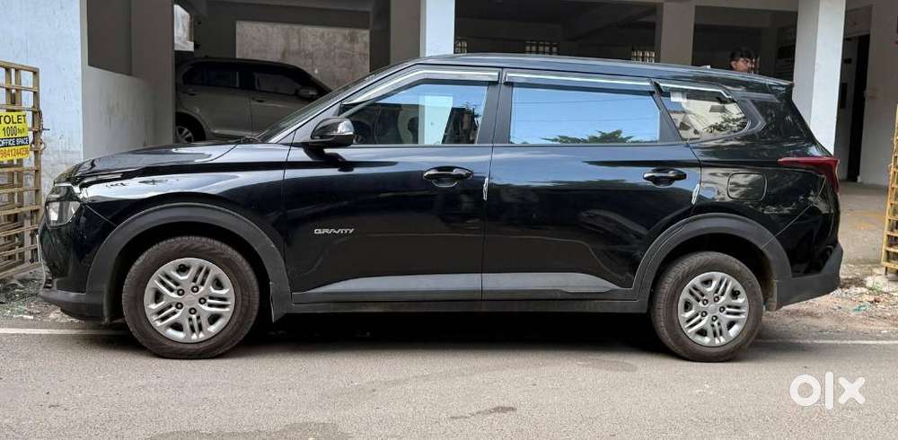 Kia Carens G1.5 6mt Gravity, 2025, Petrol