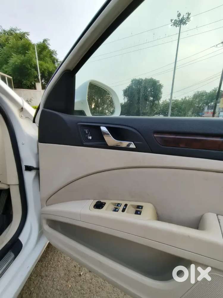 Skoda Superb Elegance 1.8 Tsi 1800cc 4 Cylinder  7 Speed Gearbox