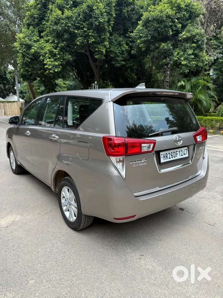 Toyota Innova Crysta 2.4 V 7 Str, 2017, Diesel