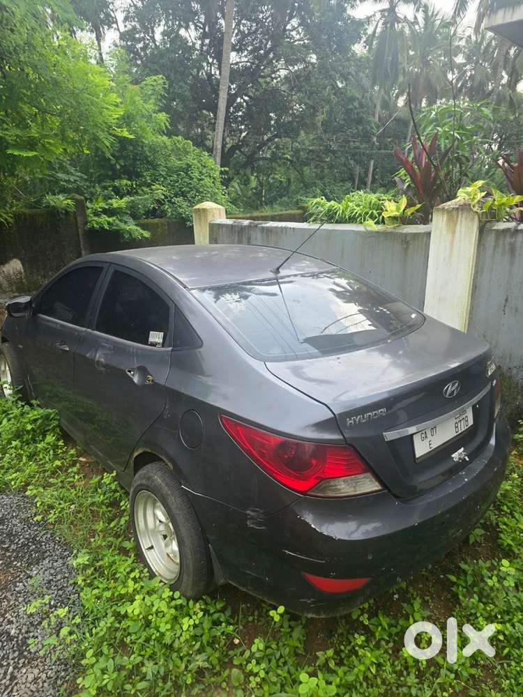 Hyundai Fluidic Verna 2011