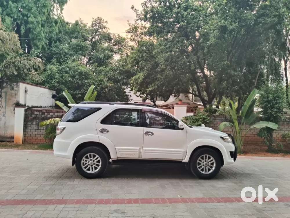 Toyota Fortuner, 2012, Diesel