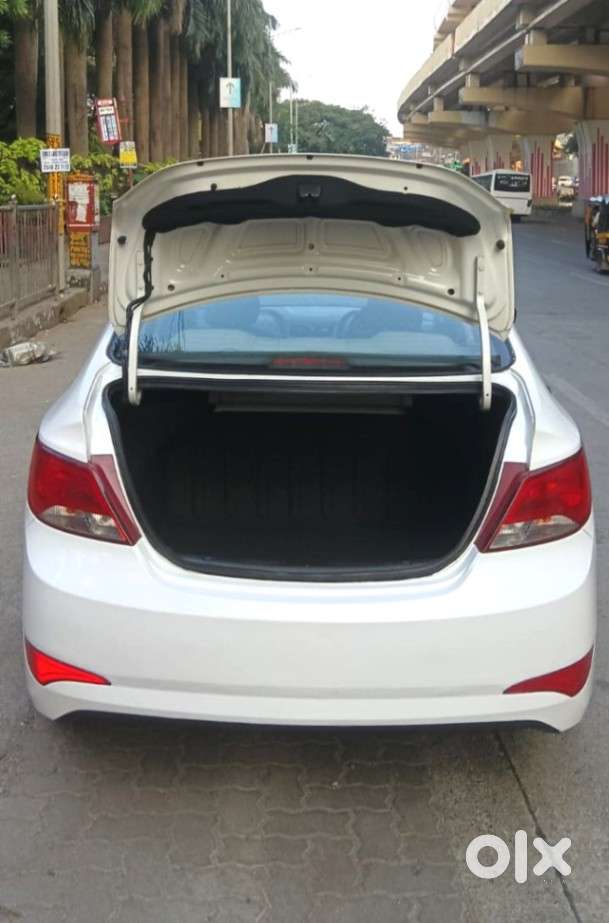 Hyundai Verna 1.6 S (o) Vtvt At, 2015, Petrol