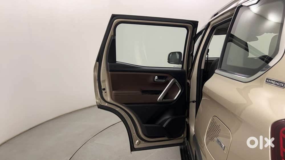 Mahindra Scorpio N Z8 L Petrol At 7 Str, 2022, Petrol