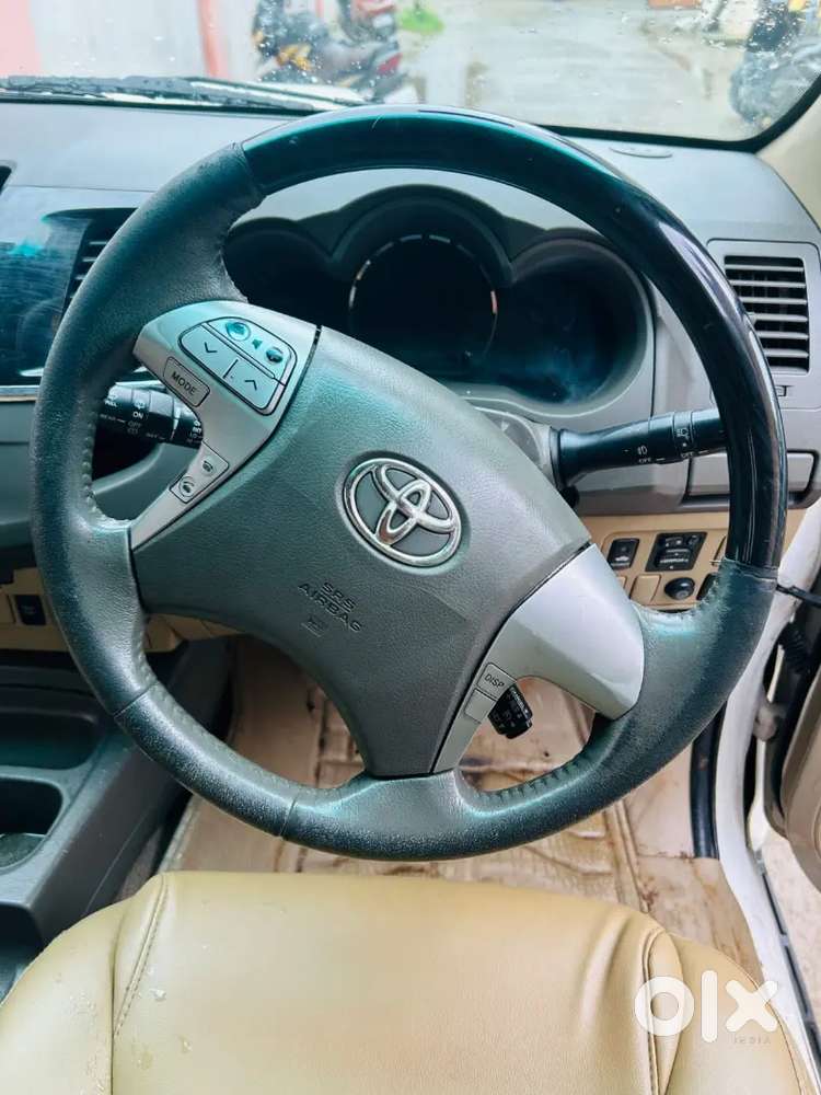 Toyota Fortuner 2013 Automatic