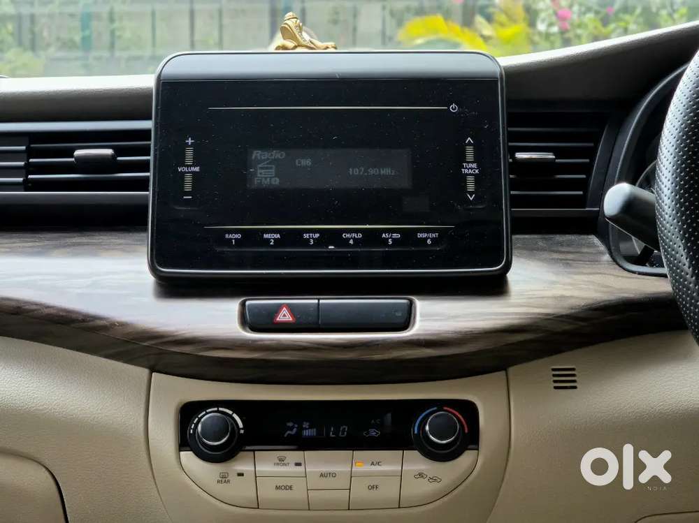 Maruti Suzuki Ertiga Zxi At 2021 Excellent Condition