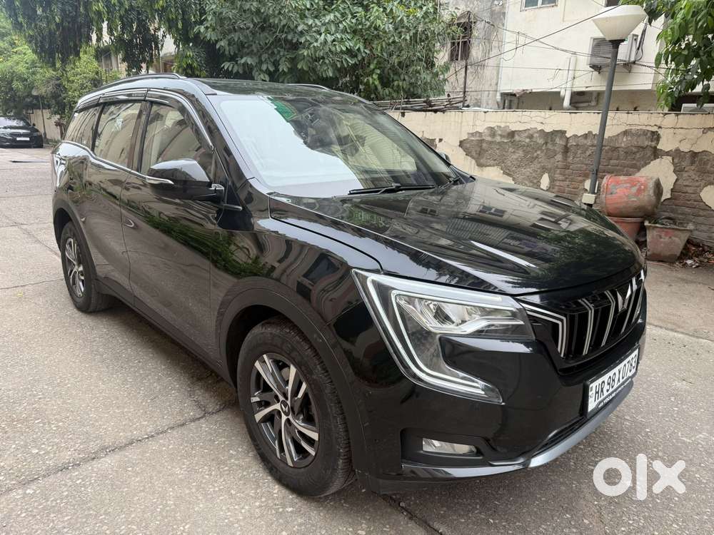 Mahindra Xuv700 2.0 Ax 5 Petrol At Str, 2025, Petrol