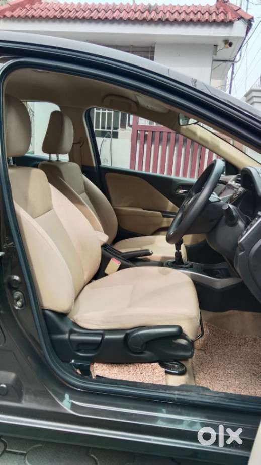 Honda City 1.5 V 4th Gen I-vtec Mt, 2022, Petrol