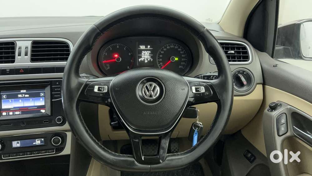Volkswagen Vento 2013-2015 1.2 Tsi Highline At, 2016, Petrol