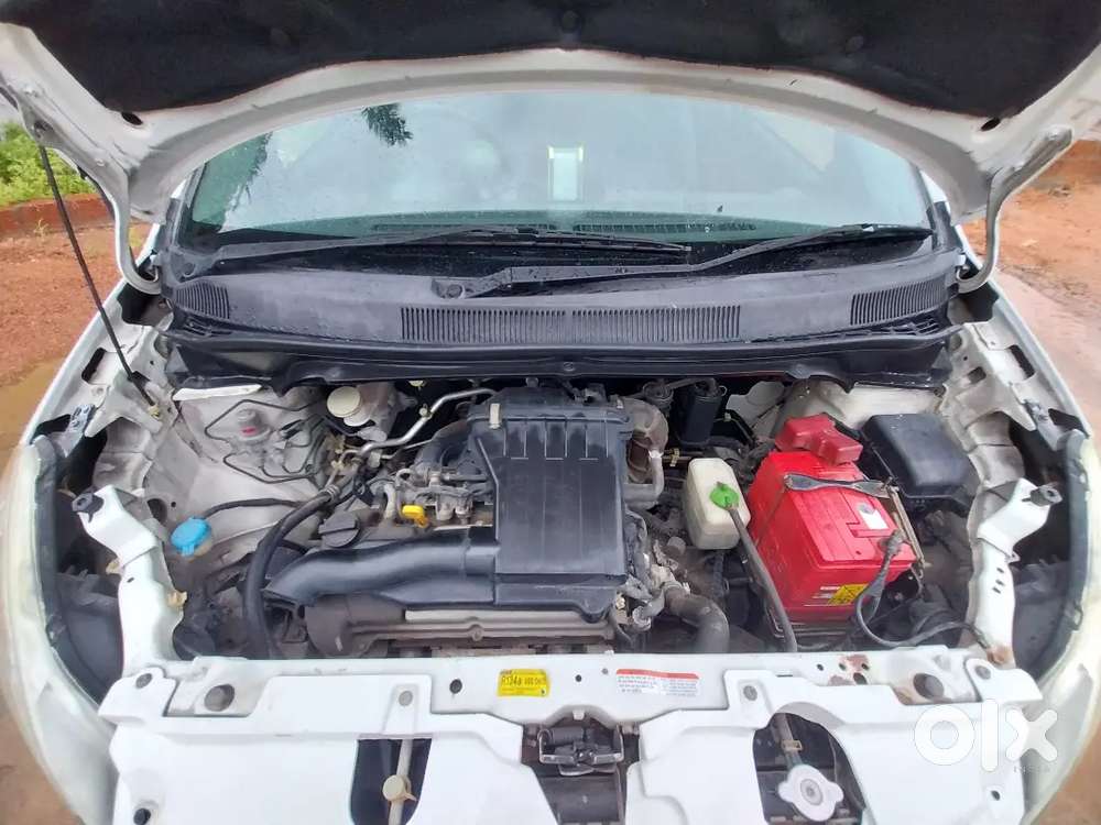 Maruthi Suzuki Ritz Vxi 2011/12 (petrol)
1st 
21,000 K.m Only