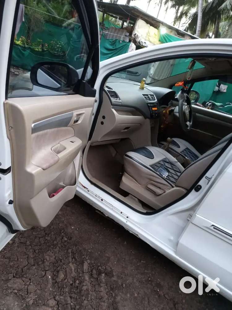 2041 Maruti Suzuki Ertiga Vdi Diesel Automatic