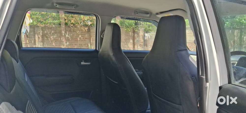 Maruti Suzuki Wagon R 1.0 Vxi Cng, 2025, Cng & Hybrids