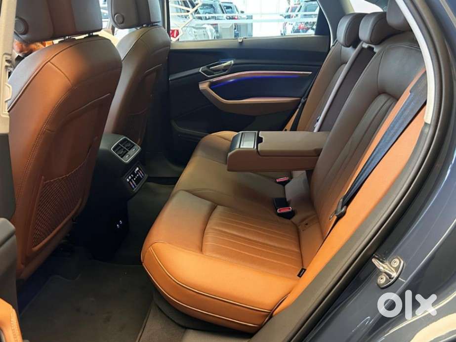 Audi Q8 Sportback E-tron 55, 2023, Electric