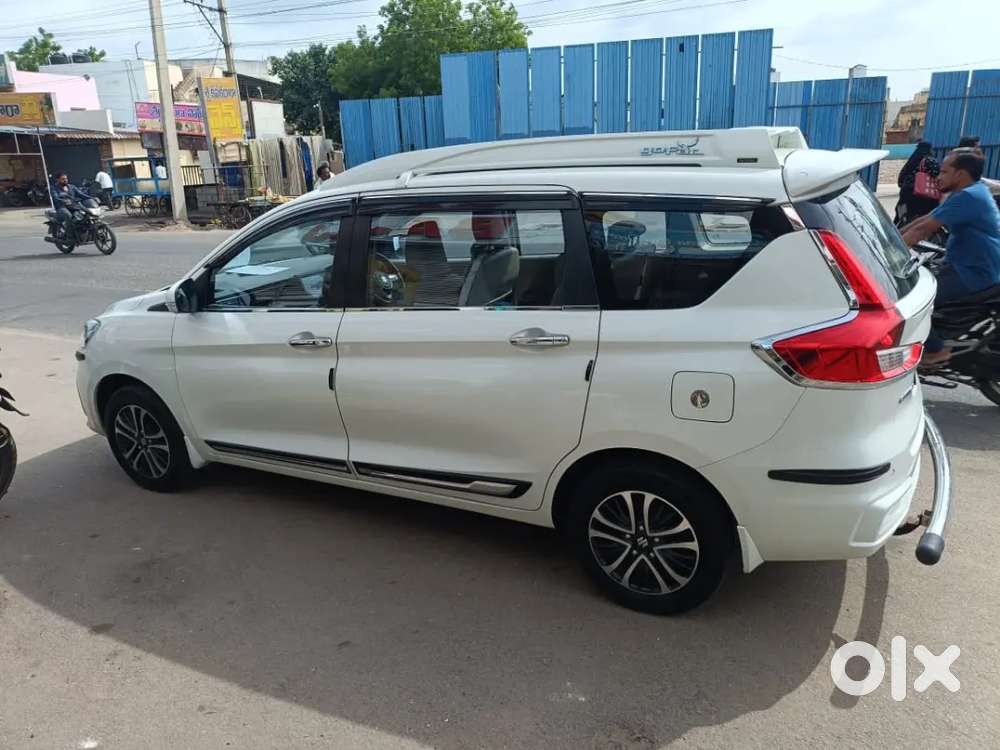 Maruti Suzuki Ertiga Zxi & Cng