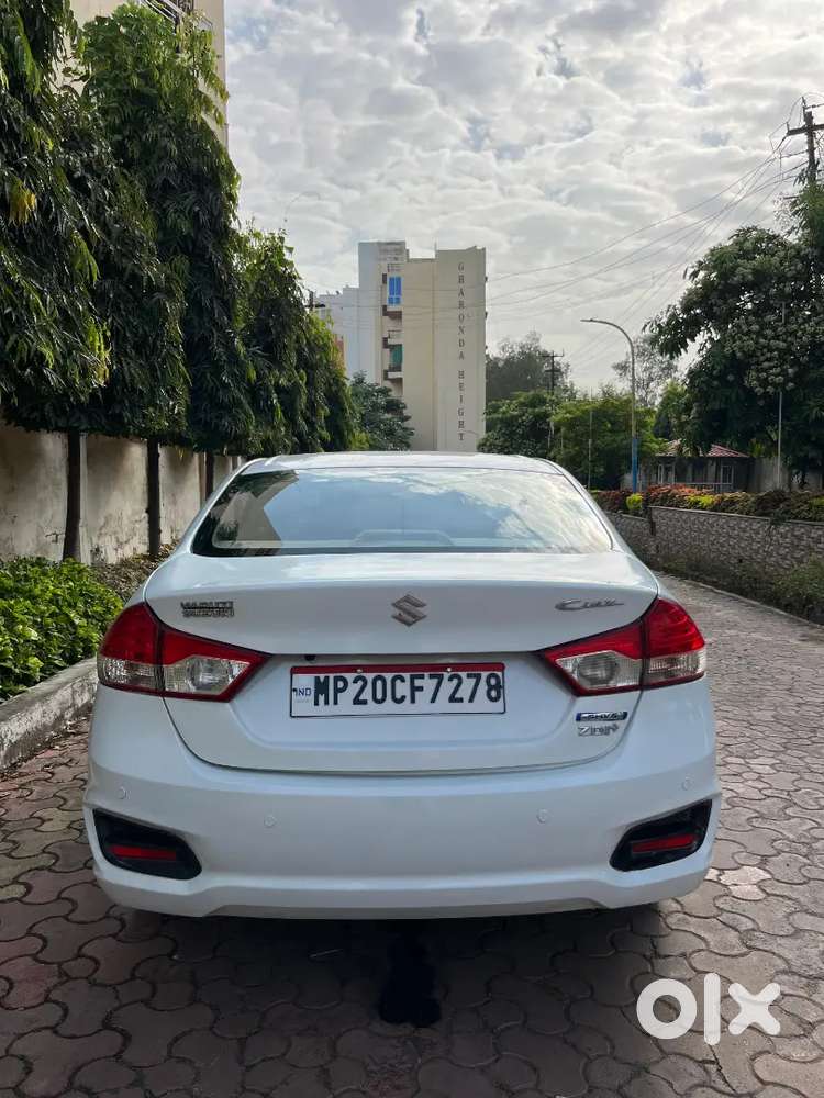 Ye Car Bechna Hai