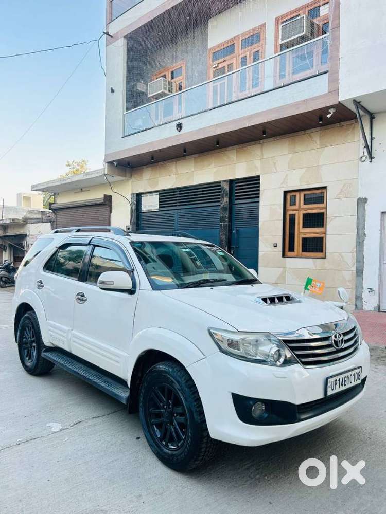 Toyota Fortuner 3.0 4x4 Manual, 2013, Diesel