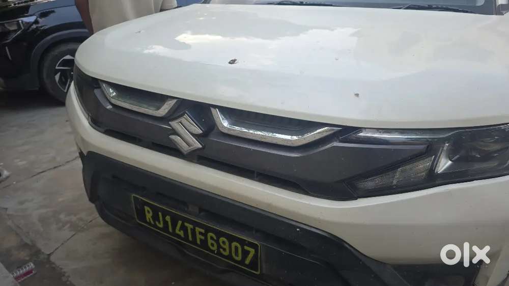 Maruti Brezza Lxi Petrol 2023