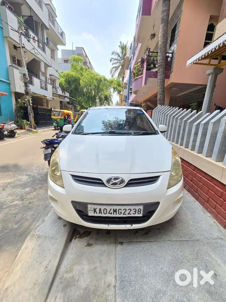 Hyundai I20 2009 Petrol Well Maintained