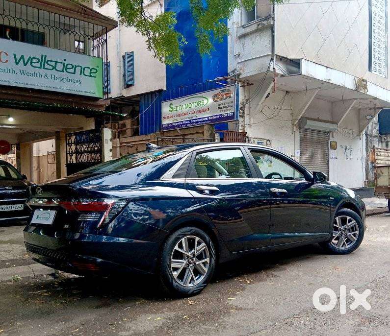 Hyundai Verna 1.5 Sx (o) Ivt, 2024, Petrol