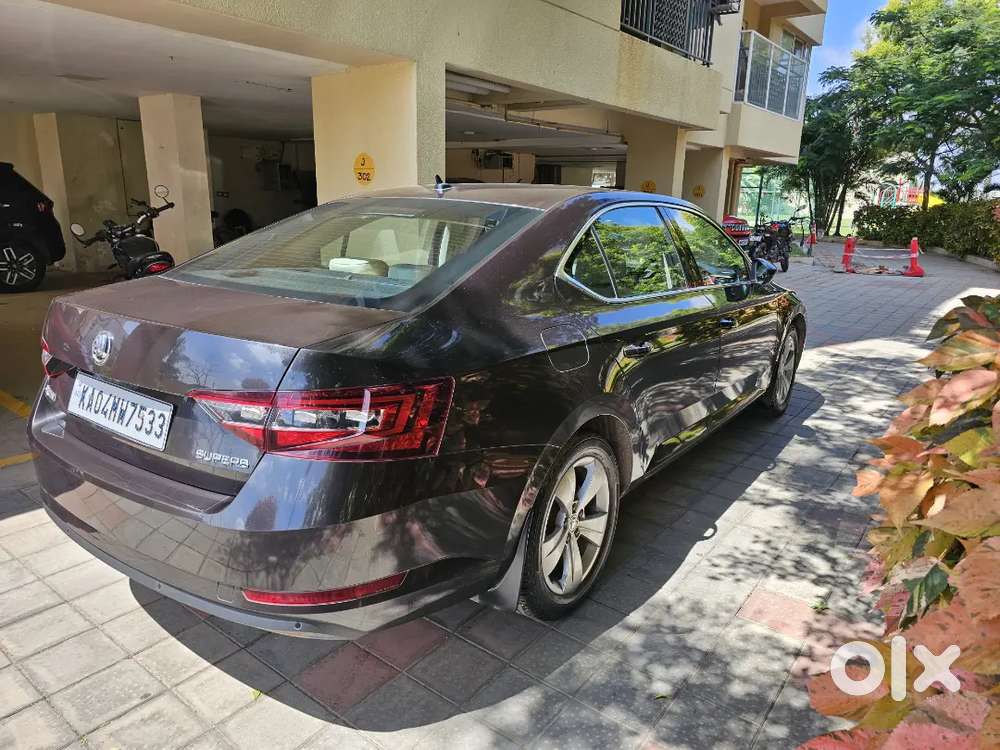 Skoda Superb Style 2019 Petrol Automatic