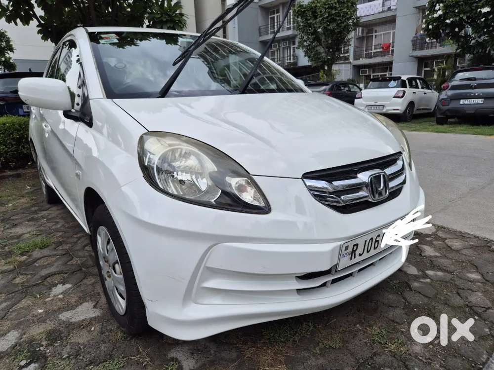 Honda Amaze Petrol 2014