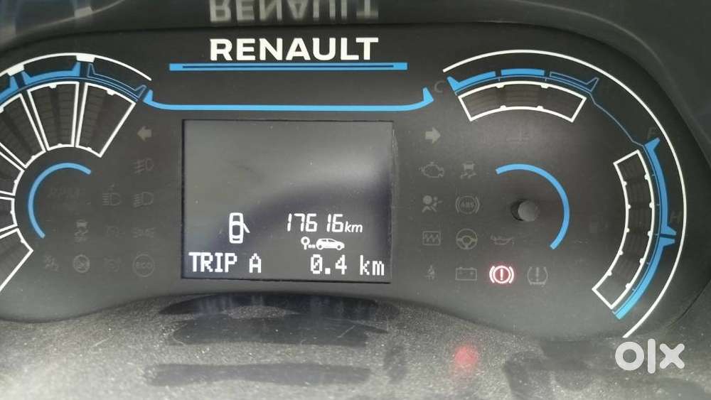 Renault Triber Rxl, 2023, Petrol