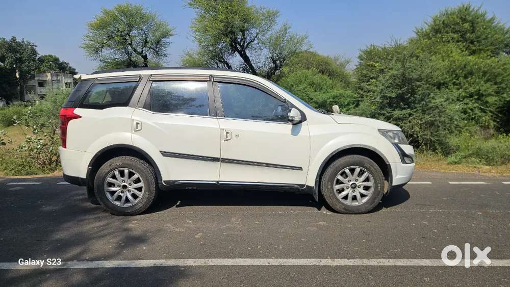 Mahindra Xuv500 W10 2015 October Month