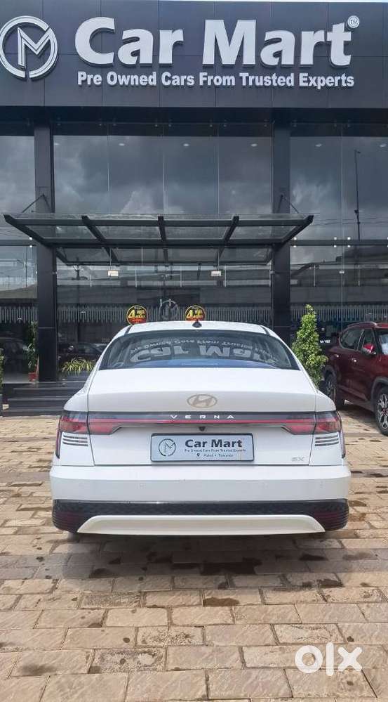 Hyundai Verna Crdi Vgt Sx 1.5, 2023, Petrol