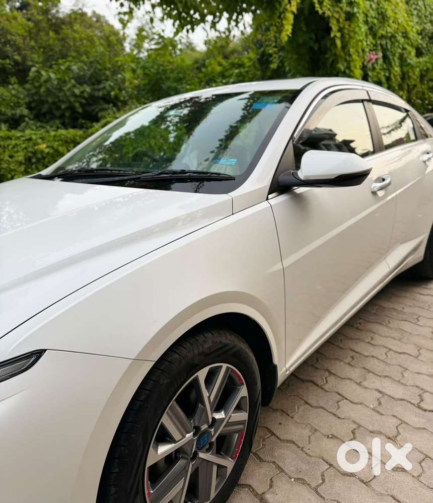 Hyundai Verna 1.5 Sx Petrol Mt, 2024, Petrol