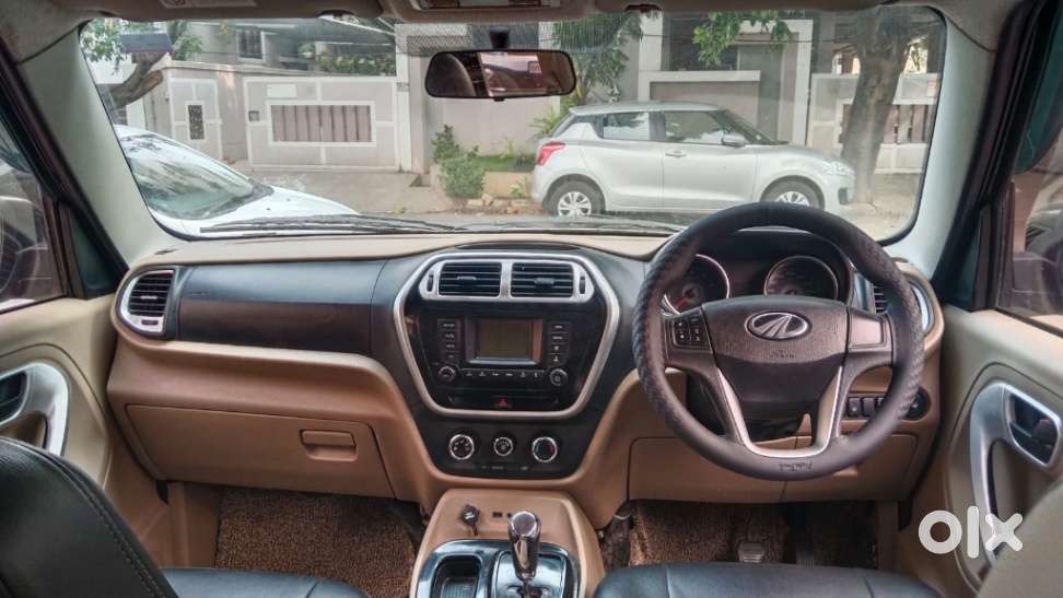 Mahindra Tuv 300 T8 Amt, 2016, Diesel