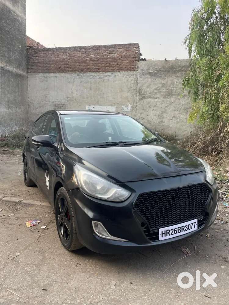 Hyundai Verna 2012