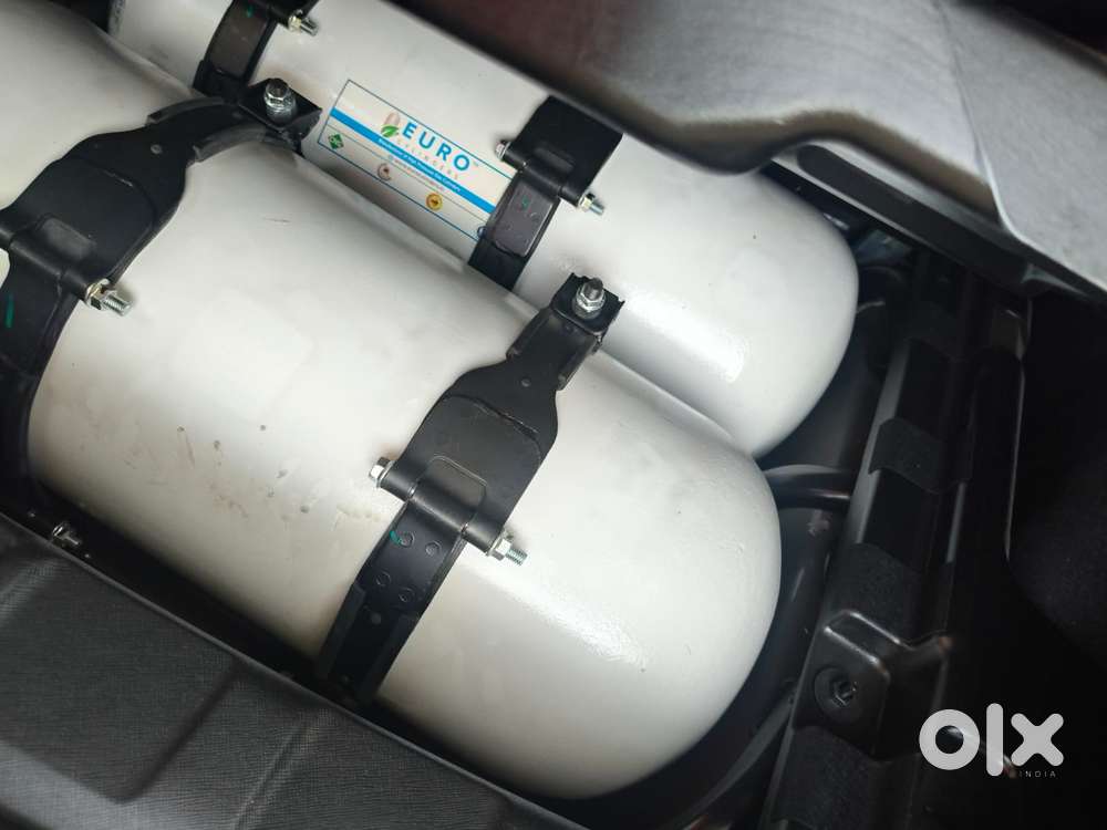 Tata Nexon Smart Plus1.2 Revotron Petrol 5 Mt, 2025, Cng & Hybrids
