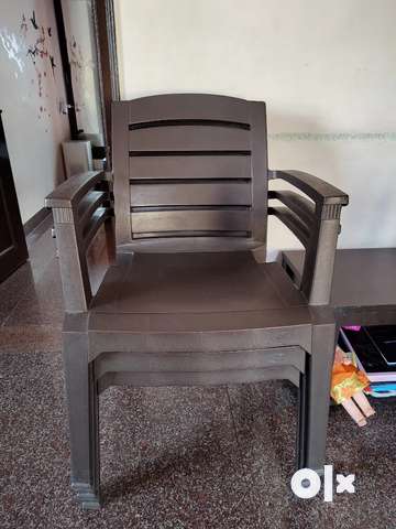 Plastic chairs for sale new arrivals