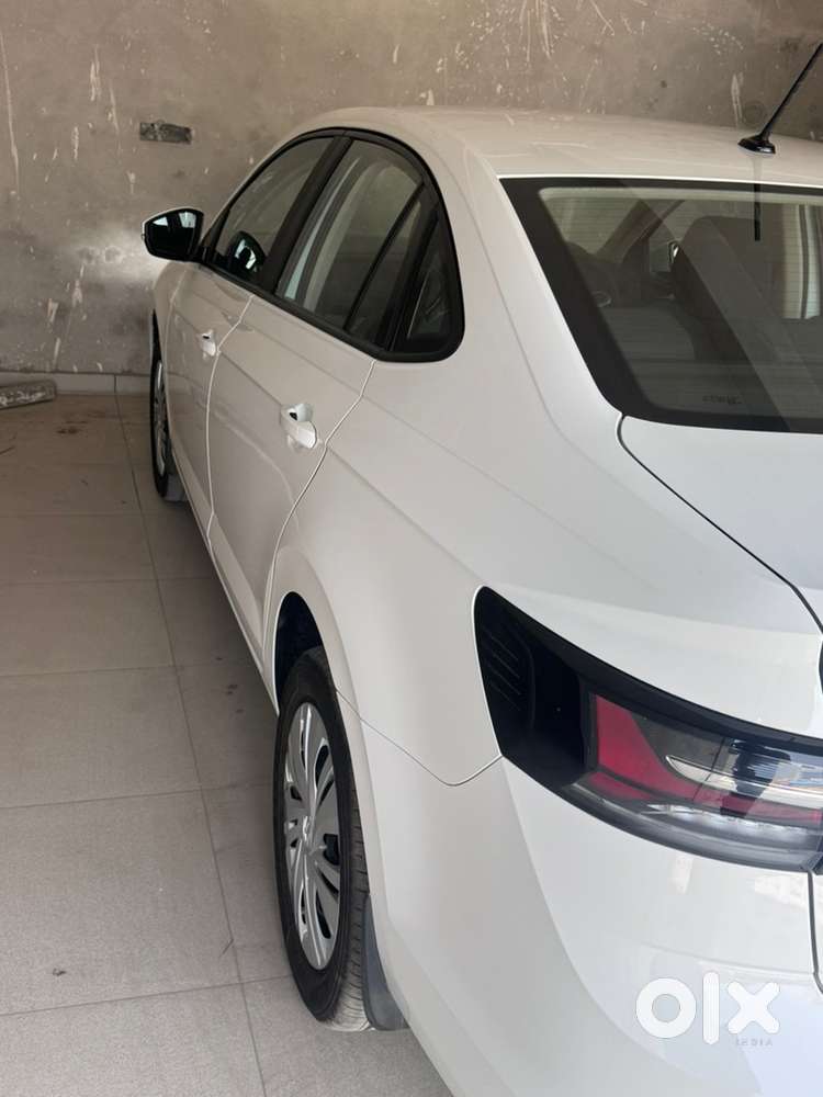 Volkswagen Virtus Petrol 2025