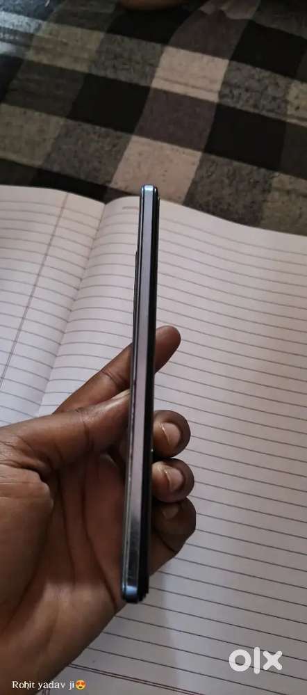 Vivo y75 good condition mein hai