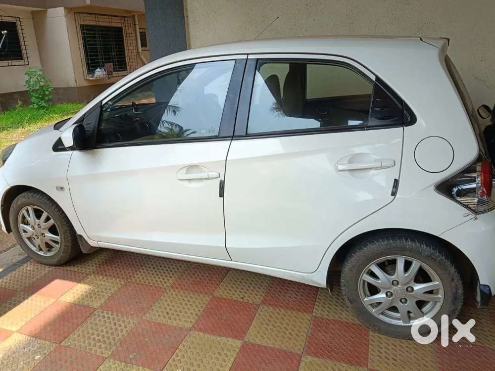 Honda Brio 1.2 V 2012