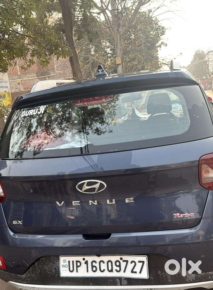 Hyundai Venue 2020 Petrol 73000 Km Driven